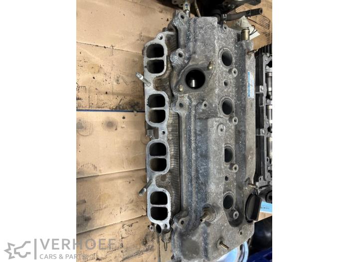 Gebruikte Cilinderkop Toyota Avensis (T22) 2.0 16V VVT-i D-4 Prijs € 100,00 Margeregeling aangeboden door Verhoef Cars & Parts