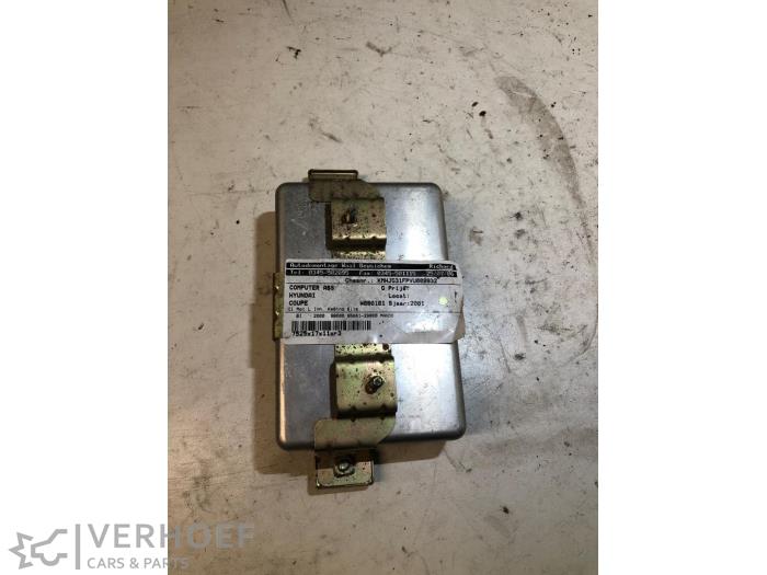 Gebruikte ABS Computer Hyundai Coupe 2.0i 16V Prijs € 150,00 Margeregeling aangeboden door Verhoef Cars & Parts