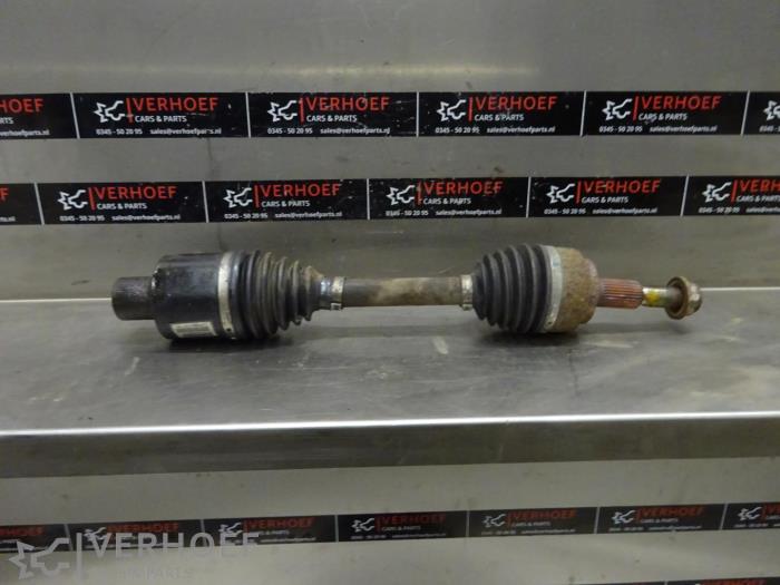 Gebruikte Steekas rechts-voor Jeep Grand Cherokee (WH/WK) 3.0 CRD V6 24V Prijs op aanvraag aangeboden door Verhoef Cars & Parts