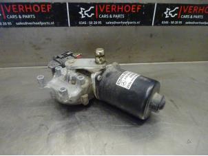 Gebruikte Ruitenwissermotor voor Mercedes B (W245,242) 2.0 B-180 CDI 16V Prijs € 40,00 Margeregeling aangeboden door Verhoef Cars & Parts
