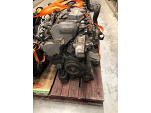 Gebruikte Motor Nissan Almera (N16) 2.2 Di 16V Prijs op aanvraag aangeboden door Verhoef Cars & Parts