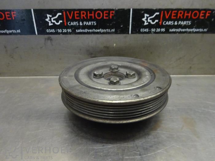 Gebruikte Poelie Krukas Fiat Doblo Cargo (263) 1.3 D Multijet Prijs op aanvraag aangeboden door Verhoef Cars & Parts