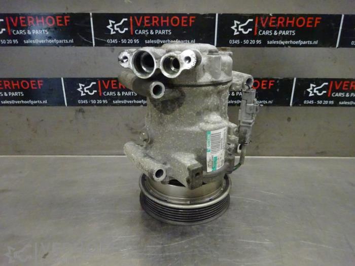 Gebruikte Aircopomp Renault Modus/Grand Modus (JP) 1.4 16V Prijs € 50,00 Margeregeling aangeboden door Verhoef Cars & Parts