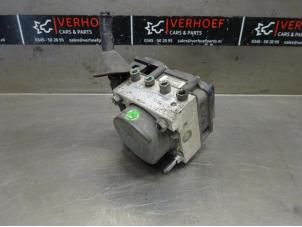 Gebruikte ABS Pomp Renault Modus/Grand Modus (JP) 1.4 16V Prijs € 50,00 Margeregeling aangeboden door Verhoef Cars & Parts