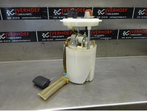 Gebruikte Benzinepomp Hyundai i30 (FD) 1.6 CVVT 16V Prijs € 50,00 Margeregeling aangeboden door Verhoef Cars & Parts