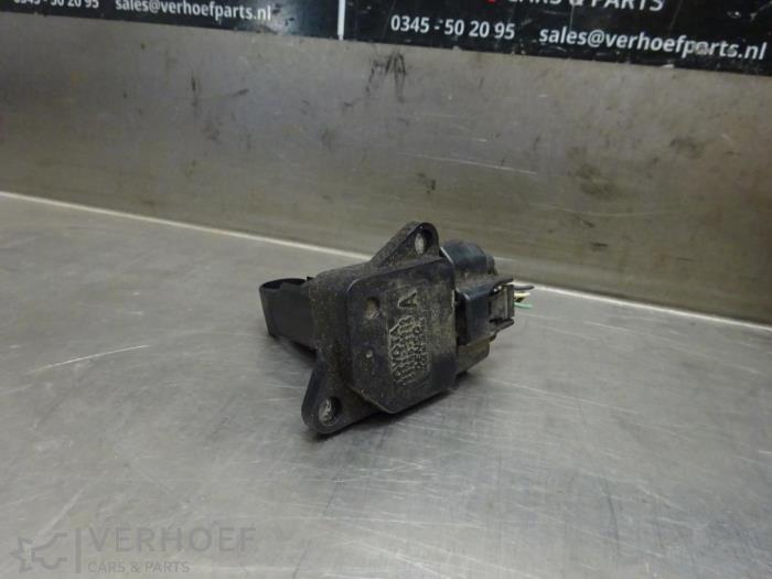 Gebruikte Luchthoeveelheidsmeter Toyota RAV4 (A3) 2.2 D-4D 16V 4x4 Prijs € 40,00 Margeregeling aangeboden door Verhoef Cars & Parts