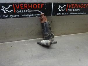 Gebruikte Ruitensproeierpomp voor Landrover Range Rover Evoque (LVJ/LVS) 2.2 SD4 16V 5-drs. Prijs op aanvraag aangeboden door Verhoef Cars & Parts