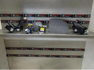Gebruikte Airbag Set + Module Mitsubishi Space Star (A0) 1.0 12V Prijs € 600,00 Margeregeling aangeboden door Verhoef Cars & Parts