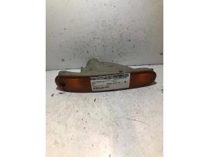 Gebruikte Pinker rechts Mazda 121 (DB) 1.3i GL,GLX,Top 16V Prijs op aanvraag aangeboden door Verhoef Cars & Parts