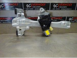 Gebruikte Ruitmechaniek 4Deurs links-achter Chevrolet Aveo 1.3 D 16V Prijs op aanvraag aangeboden door Verhoef Cars & Parts