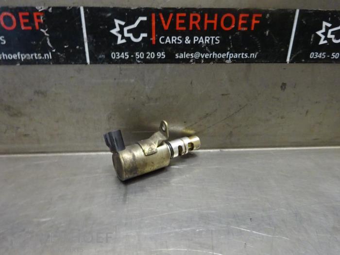 Gebruikte Nokkenas Verstelling Mitsubishi Grandis (NA) 2.4 16V MIVEC Prijs € 50,00 Margeregeling aangeboden door Verhoef Cars & Parts