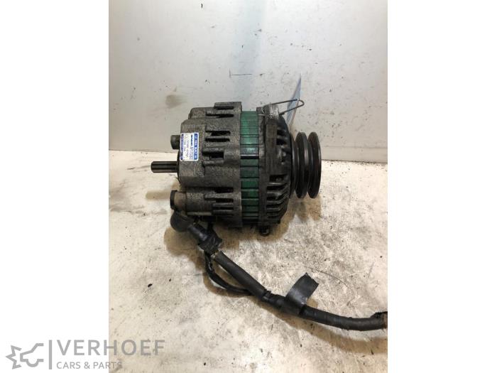 Gebruikte Alternator Hyundai H-1/H-200 2.5 Tdi Prijs € 75,00 Margeregeling aangeboden door Verhoef Cars & Parts