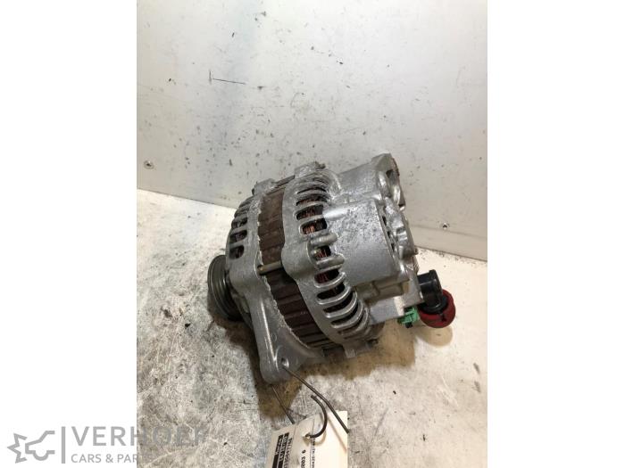 Gebruikte Dynamo Subaru Impreza II (GD) 2.0 WRX Prijs € 75,00 Margeregeling aangeboden door Verhoef Cars & Parts