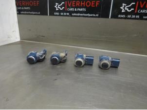 Gebruikte PDC Sensor Set Mitsubishi Outlander (GF/GG) 2.0 16V PHEV 4x4 Prijs € 100,00 Margeregeling aangeboden door Verhoef Cars & Parts