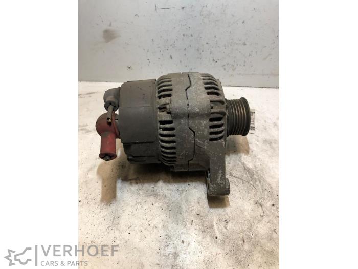 Gebruikte Dynamo Nissan Micra (K11) 1.3 ,N-CVT 16V Prijs € 35,00 Margeregeling aangeboden door Verhoef Cars & Parts