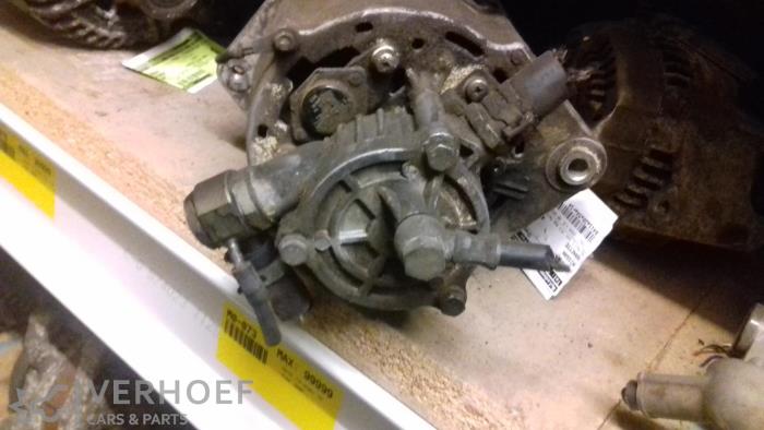 Gebruikte Dynamo Nissan Vanette (C23) 2.3 D E/Cargo Prijs € 60,00 Margeregeling aangeboden door Verhoef Cars & Parts