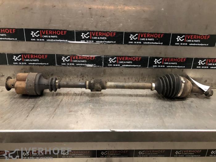 Gebruikte Steekas rechts-voor Mitsubishi Carisma 1.6i 16V Prijs op aanvraag aangeboden door Verhoef Cars & Parts