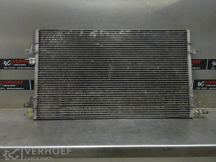 Gebruikte Radiateur Airco Renault Vel Satis (BJ) 3.5 V6 24V Autom. Prijs € 50,00 Margeregeling aangeboden door Verhoef Cars & Parts