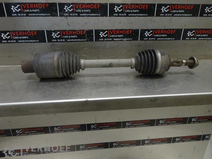 Gebruikte Steekas rechts-voor Jeep Grand Cherokee (WH/WK) 3.0 CRD V6 24V Prijs op aanvraag aangeboden door Verhoef Cars & Parts