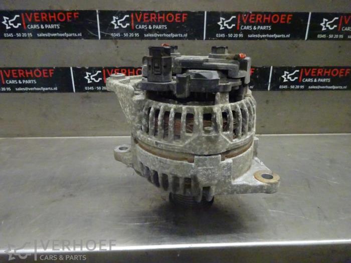 Gebruikte Dynamo Iveco New Daily IV 35C12V, 35C12V/P, 35S12V, 35S12V/P Prijs op aanvraag aangeboden door Verhoef Cars & Parts