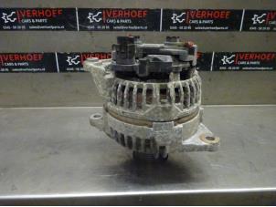 Gebruikte Dynamo Iveco New Daily IV 35C12V, 35C12V/P, 35S12V, 35S12V/P Prijs op aanvraag aangeboden door Verhoef Cars & Parts