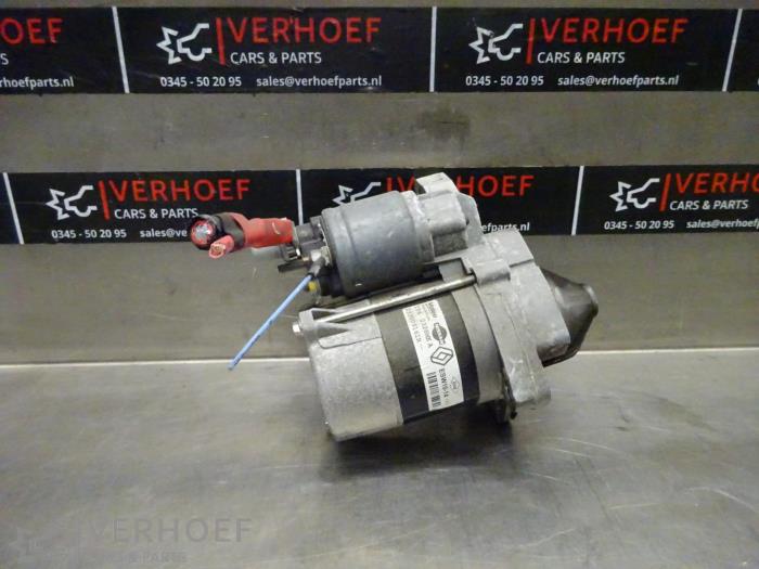 Gebruikte Startmotor Renault Twingo III (AH) 1.0 SCe 70 12V Prijs € 50,00 Margeregeling aangeboden door Verhoef Cars & Parts