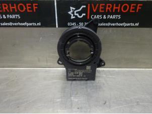 Gebruikte Stuurhoek sensor Renault Twingo III (AH) 1.0 SCe 70 12V Prijs op aanvraag aangeboden door Verhoef Cars & Parts