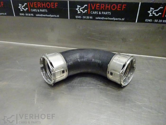 Gebruikte Intercooler Slang Toyota Land Cruiser (J15) 2.8 D-4D 16V Euro 6 Prijs € 42,35 Inclusief btw aangeboden door Verhoef Cars & Parts