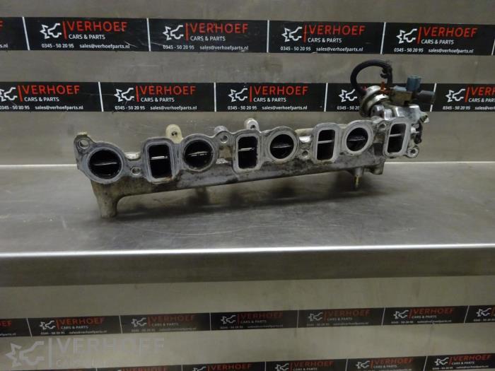 Gebruikte Spruitstuk Inlaat Toyota Land Cruiser (J12) 3.0 D-4D 16V Prijs op aanvraag aangeboden door Verhoef Cars & Parts