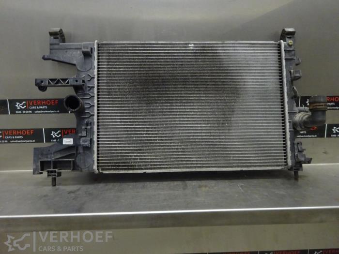 Gebruikte Radiateur Chevrolet Cruze 1.8 16V VVT Bifuel Prijs op aanvraag aangeboden door Verhoef Cars & Parts