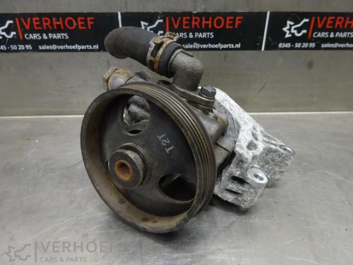 Gebruikte Servopomp Chevrolet Cruze 1.8 16V VVT Bifuel Prijs € 90,00 Margeregeling aangeboden door Verhoef Cars & Parts