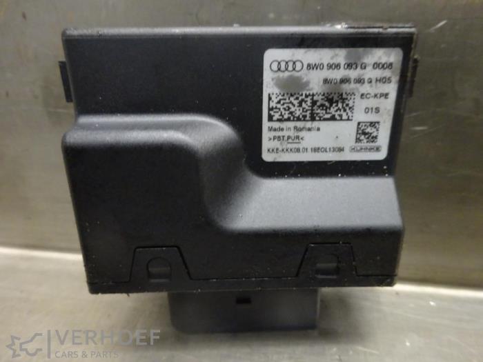 Gebruikte Brandstofpomp module Audi A5 Cabrio (F57/F5E) 2.0 TFSI Mild Hybrid 16V Quattro Prijs € 60,00 Margeregeling aangeboden door Verhoef Cars & Parts