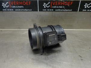 Gebruikte Luchthoeveelheidsmeter Renault Megane III Grandtour (KZ) 1.5 dCi 110 Prijs € 25,00 Margeregeling aangeboden door Verhoef Cars & Parts