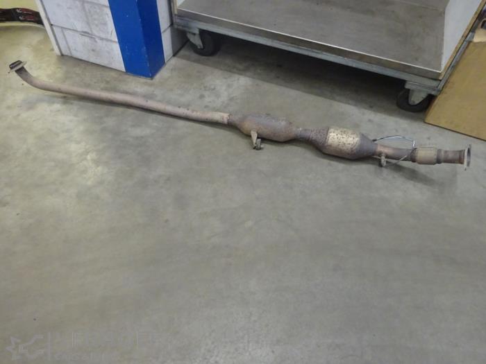 Gebruikte Katalysator Toyota Corolla Verso (R10/11) 2.2 D-4D 16V Cat Clean Power Prijs € 150,00 Margeregeling aangeboden door Verhoef Cars & Parts