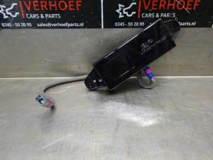 Gebruikte Bluetooth module Kia Niro I (DE) 1.6 GDI Hybrid Prijs € 45,00 Margeregeling aangeboden door Verhoef Cars & Parts