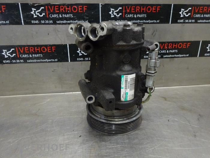 Gebruikte Aircopomp Renault Clio III (BR/CR) 1.2 16V TCe 100 Prijs op aanvraag aangeboden door Verhoef Cars & Parts