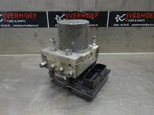 Gebruikte ABS Pomp Suzuki Kizashi (FRE/FRF) 2.4 16V Prijs € 250,00 Margeregeling aangeboden door Verhoef Cars & Parts