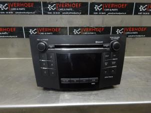 Gebruikte Radio CD Speler Suzuki Kizashi (FRE/FRF) 2.4 16V Prijs € 150,00 Margeregeling aangeboden door Verhoef Cars & Parts