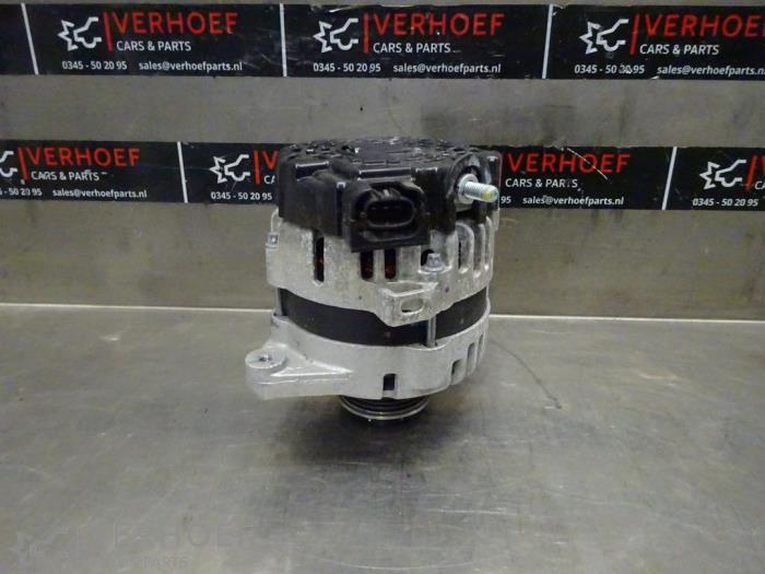 Gebruikte Dynamo Kia Ceed Sportswagon (CDF) 1.4 T-GDI 16V Prijs € 150,00 Margeregeling aangeboden door Verhoef Cars & Parts