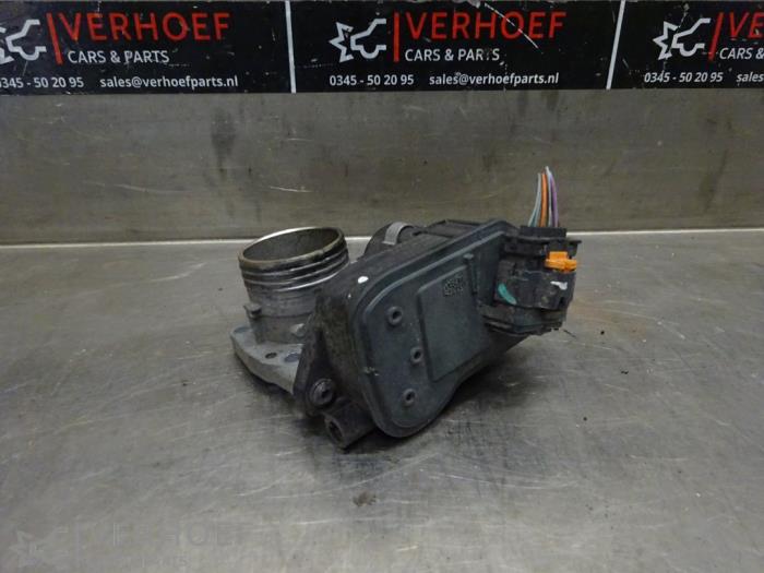 Gebruikte Gasklephuis Peugeot 208 I (CA/CC/CK/CL) 1.2 Vti 12V PureTech 82 Prijs € 40,00 Margeregeling aangeboden door Verhoef Cars & Parts