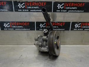Gebruikte Pomp Servo Kia Carens II (FJ) 2.0 CRDI 16V Prijs op aanvraag aangeboden door Verhoef Cars & Parts
