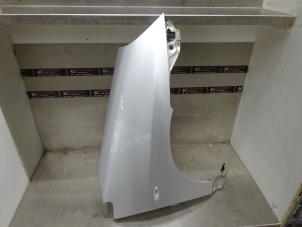 Gebruikte Scherm rechts-voor Suzuki Liana (ERC/ERD/RH4) Prijs € 50,00 Margeregeling aangeboden door Verhoef Cars & Parts