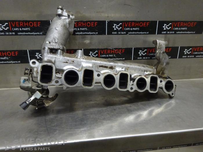 Gebruikte Spruitstuk Inlaat Toyota Land Cruiser (J12) 3.0 D-4D 16V Prijs op aanvraag aangeboden door Verhoef Cars & Parts