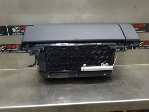 Gebruikte Dashboardkastje Lexus IS (E3) 300h 2.5 16V Prijs op aanvraag aangeboden door Verhoef Cars & Parts