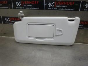 Gebruikte Zonneklep Mercedes C (W205) C-180 1.6 16V Prijs € 30,00 Margeregeling aangeboden door Verhoef Cars & Parts