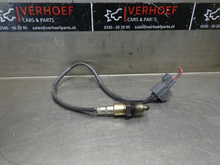 Lambda Sonde van een Mercedes-Benz C (W205) C-180 1.6 16V 2014