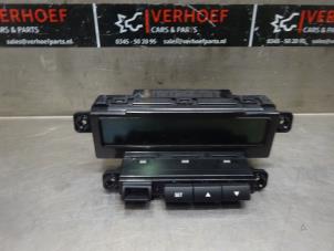 Gebruikte Display Interieur Kia Cee'd Sporty Wagon (EDF) 1.6 CVVT 16V Prijs € 40,00 Margeregeling aangeboden door Verhoef Cars & Parts