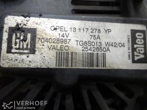 Dynamo van een Opel Combo Tour (Corsa C) 1.3 CDTI 16V 2007