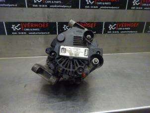 Dynamo van een Opel Combo Tour (Corsa C) 1.3 CDTI 16V 2007