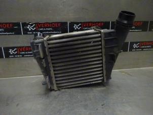 Gebruikte Intercooler Renault Twingo II (CN) 1.5 dCi 90 FAP Prijs € 40,00 Margeregeling aangeboden door Verhoef Cars & Parts